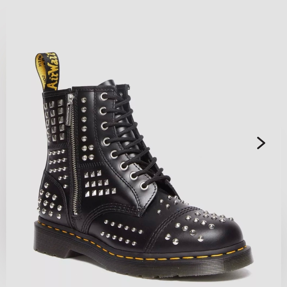 Dr Marten 1460 studded atlas bootie SOLD OUT